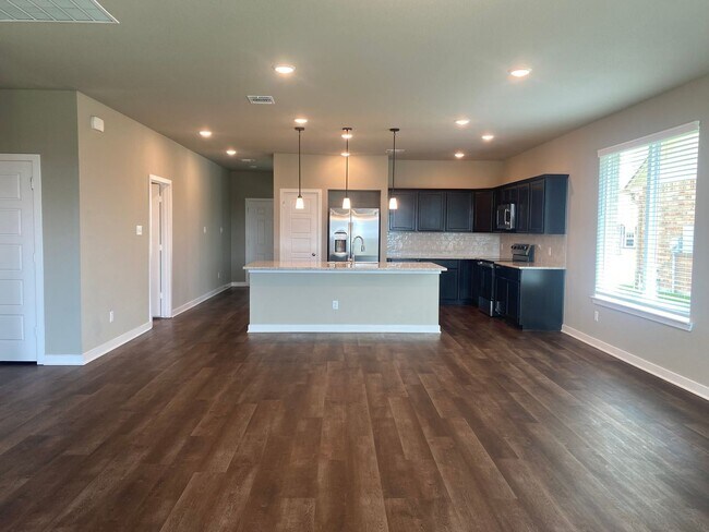 Building Photo - 3 BEDROOM, PLUS OFFICE, BELTON ISD