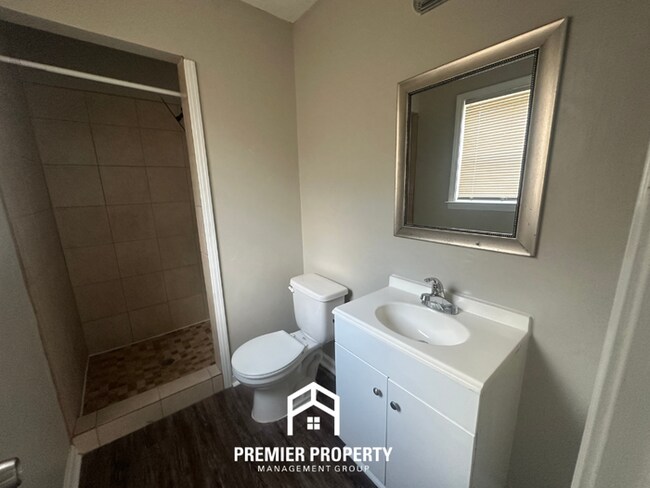 Building Photo - Beautiful 3BR/2BA Bartlett Cove | 1,668 Sq Ft, Brick Fireplace & Dual Dining Areas