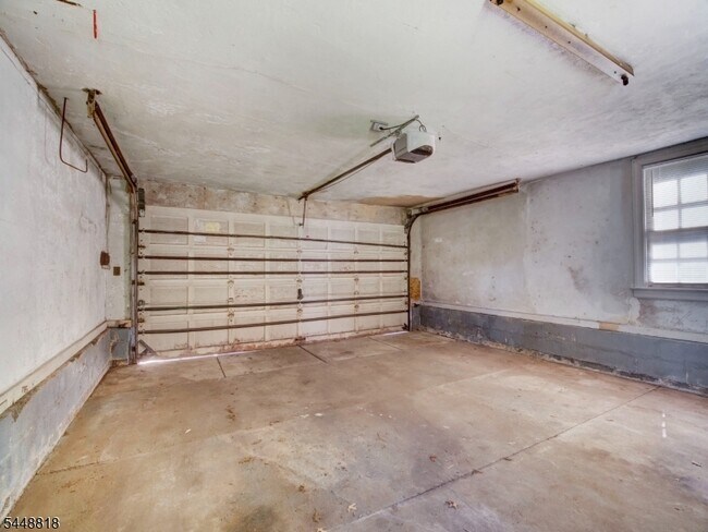 Building Photo - 158 Lexington Ave