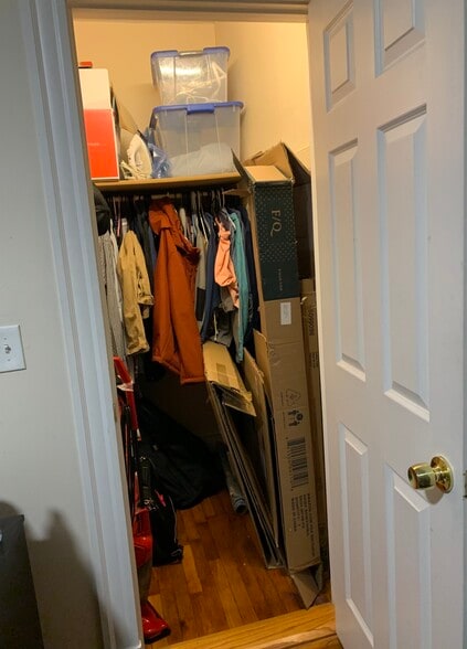 Building Photo - 55 Park Dr