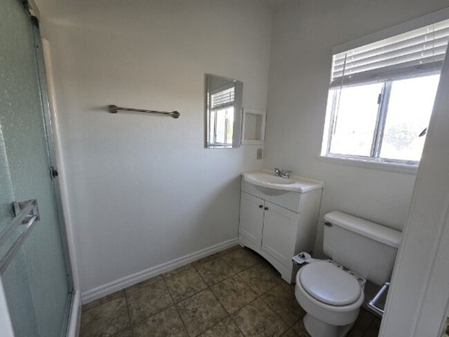 Building Photo - Peacock Hills, 55+ Community - Home in Peacock Hills - Oceanside