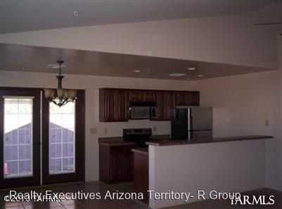 Building Photo - 2515 S Pantano Pkwy