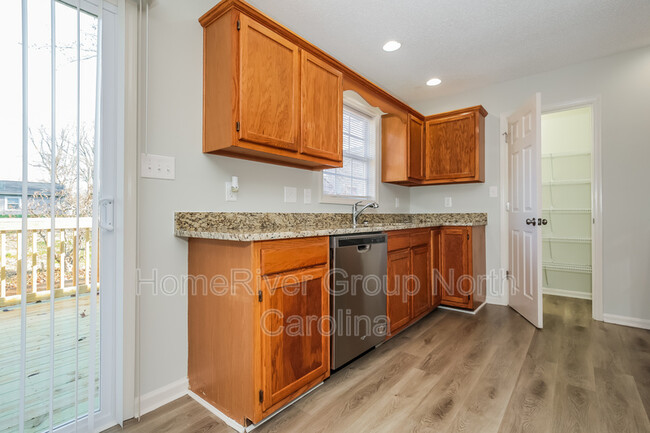 Building Photo - 4208 Princeton Ave