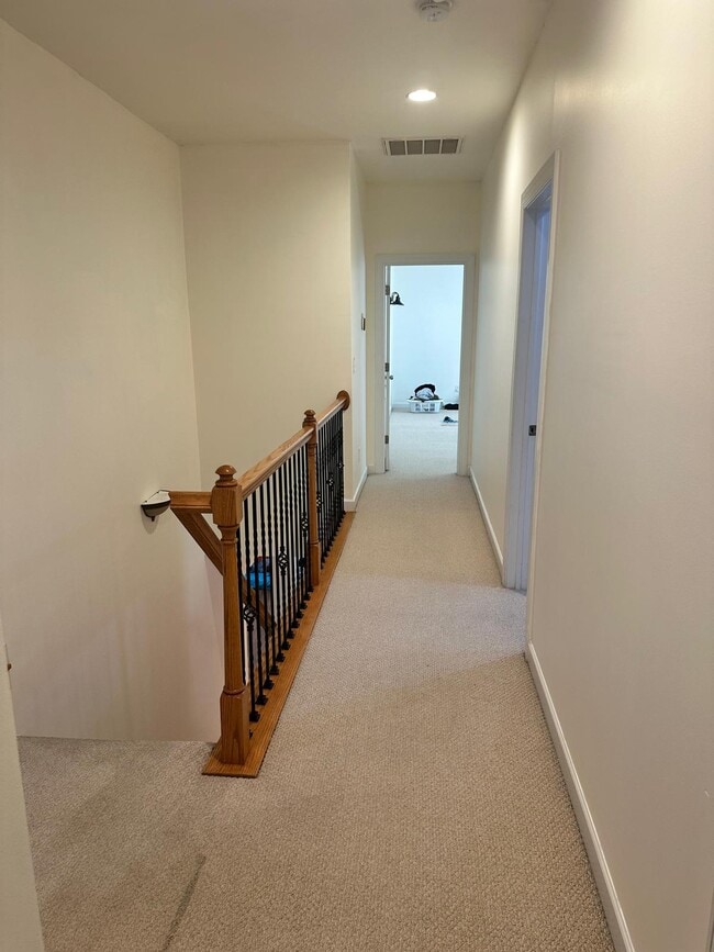 Building Photo - 10110 Paxton Run Rd