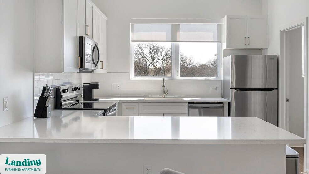 Building Photo - 2708 Old Lebanon Pike