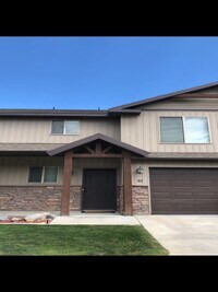 Building Photo - 1060 E 200 S