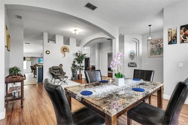 Building Photo - 4 La Mancha Dr