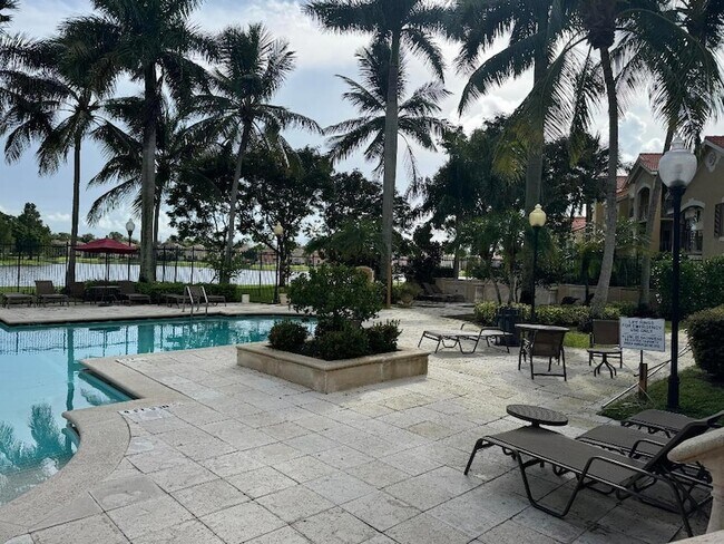 Building Photo - 4151 San Marino Blvd