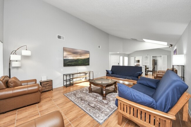 Building Photo - 11726 Lima Dr