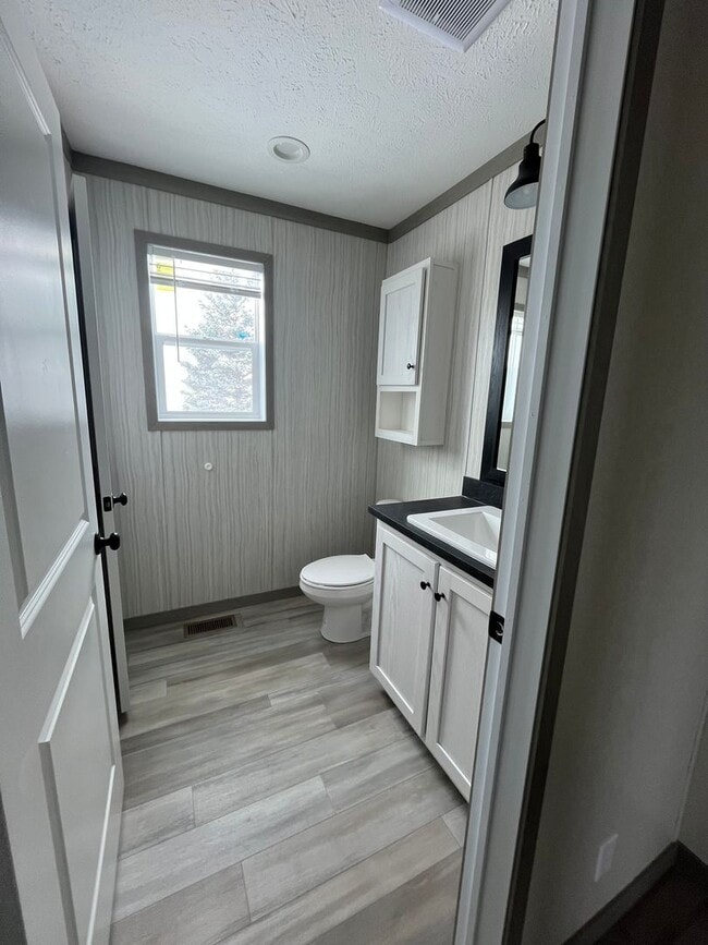 Building Photo - Brand new manufactured 3 bedroom home on l...