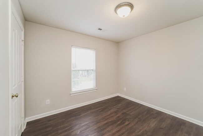 Building Photo - 15126 Callow Forest Dr
