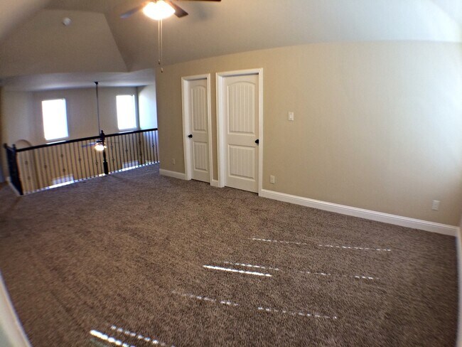 Building Photo - 5 Bdrm/4 Bath / Media Room/ 3300 SF In North Carrollton/Brick And Stone Facade