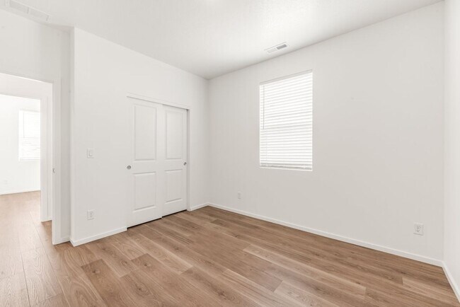 Building Photo - 5364 E Antares Ln