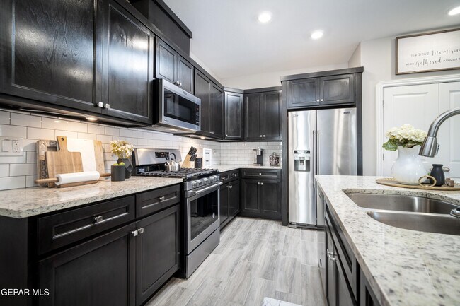 Building Photo - 3432 Gary Brewster Pl