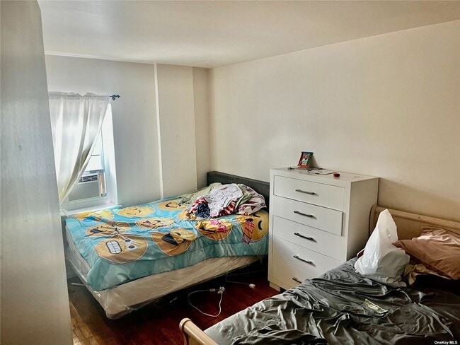 Building Photo - 707 Broadway