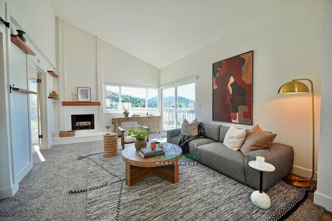 Building Photo - 505 Larkspur Plaza Dr