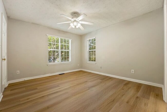 Building Photo - 11280 Abbotts Station Dr