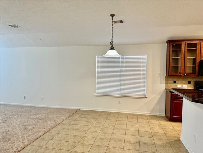 Building Photo - 30415 Deleon Fields Dr