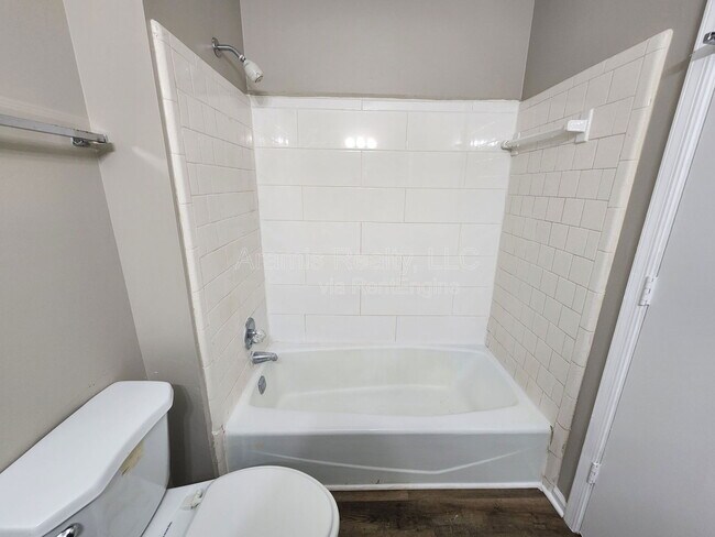 Building Photo - 1366 Heritage Glen Dr