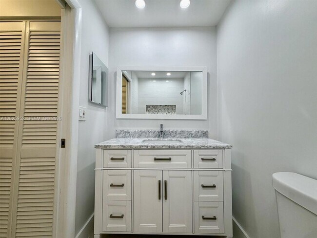 Building Photo - 7711 SW 131st Ave