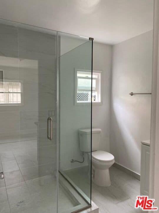 Building Photo - 1617 W 11th Pl