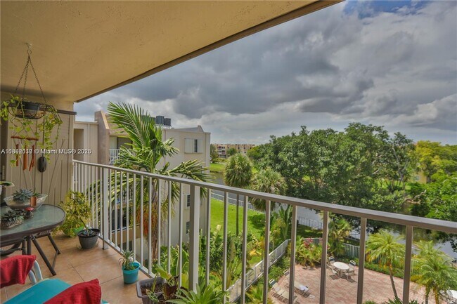Building Photo - 7755 SW 86th St