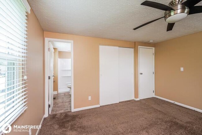 Building Photo - 9309 Plumwood Pl, Crestwood, KY 40014