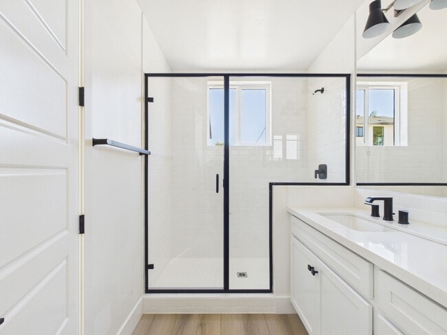 Building Photo - 709 Passion Ct