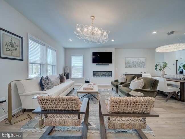 Building Photo - 3512 Biota Ln