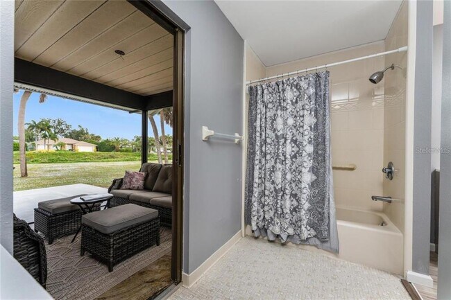 Building Photo - 880 Van Gogh Rd