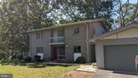 Building Photo - 8804 Mansion Farm Pl