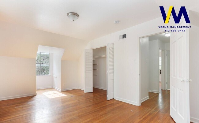 Building Photo - 17685 Morningside Dr