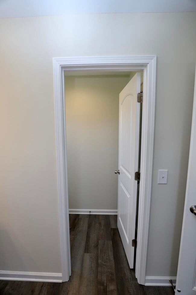 Building Photo - 17 Carriagebrook Cir