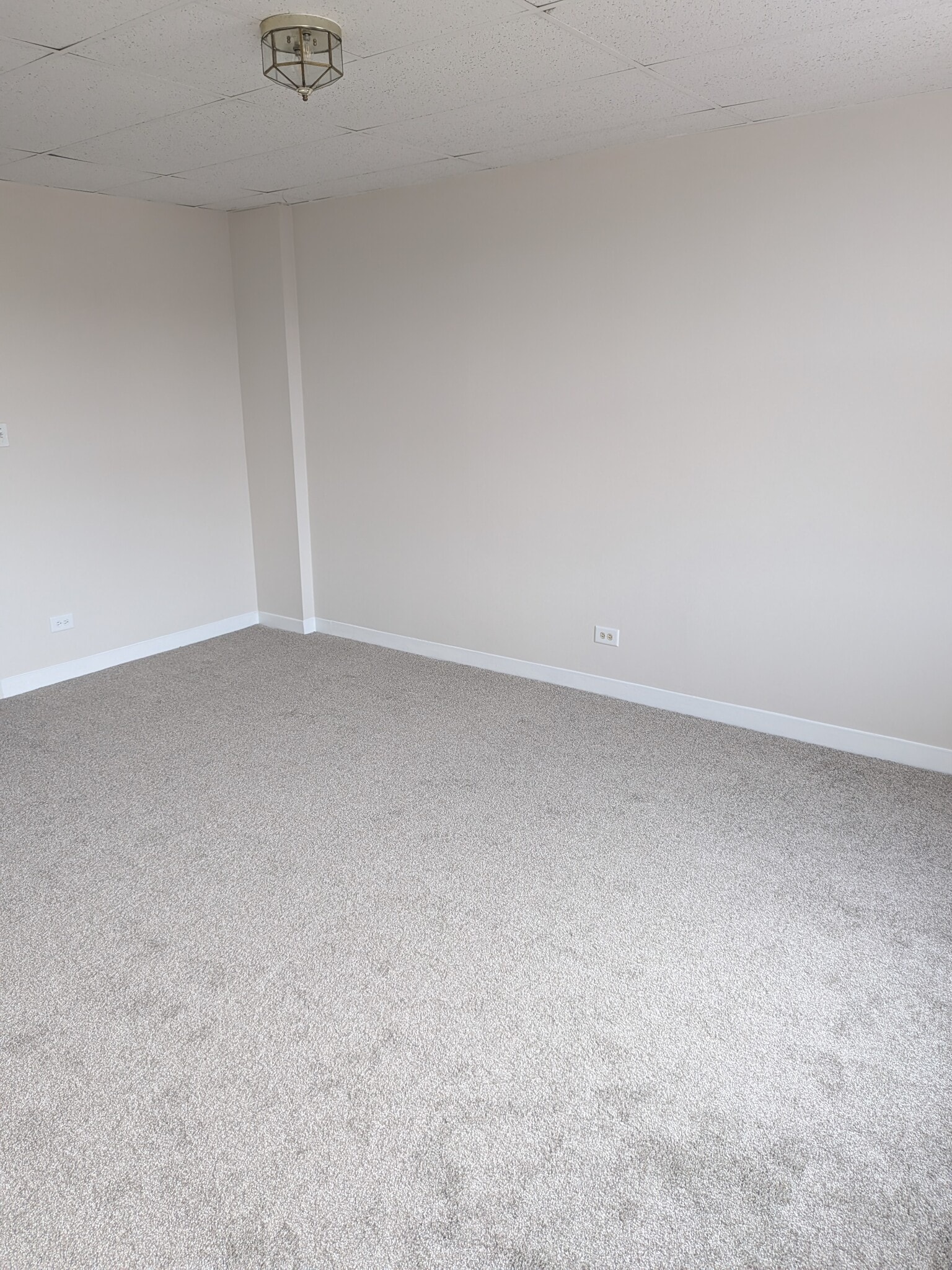 Building Photo - 1502 W Taylor St