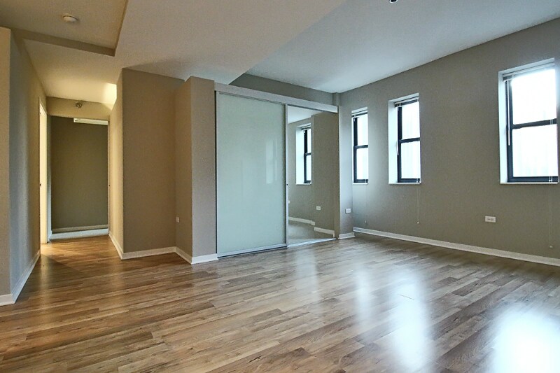 Building Photo - 174 W Randolph St