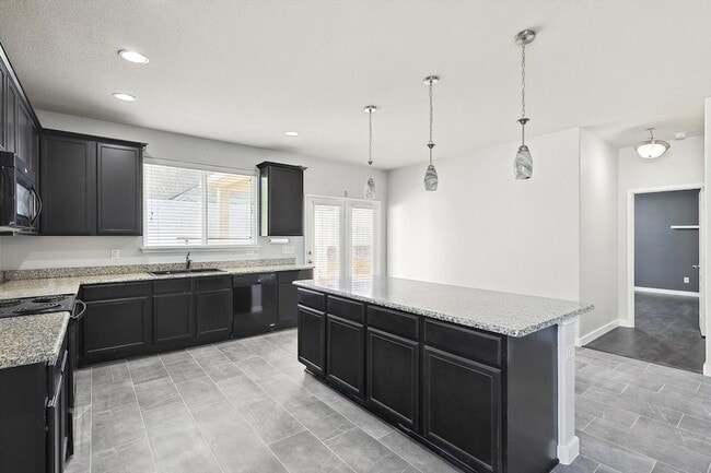 Building Photo - 9205 Benevolent Ct