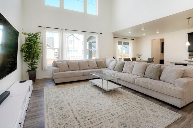 Building Photo - Two Story Home in Reunion