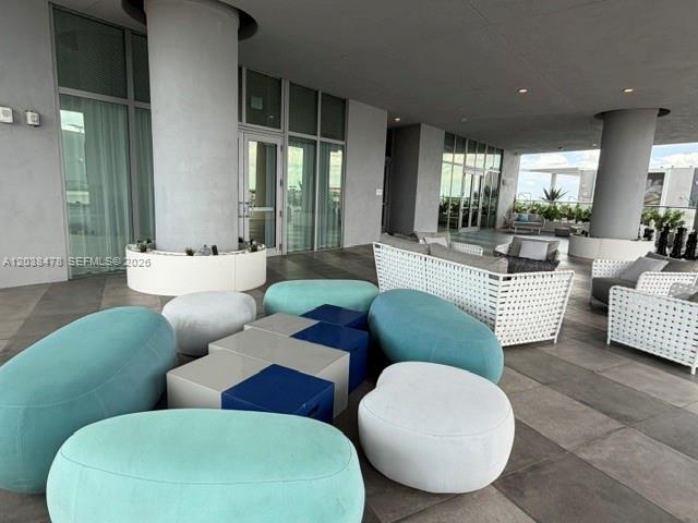 Building Photo - 2000 Metropica Wy