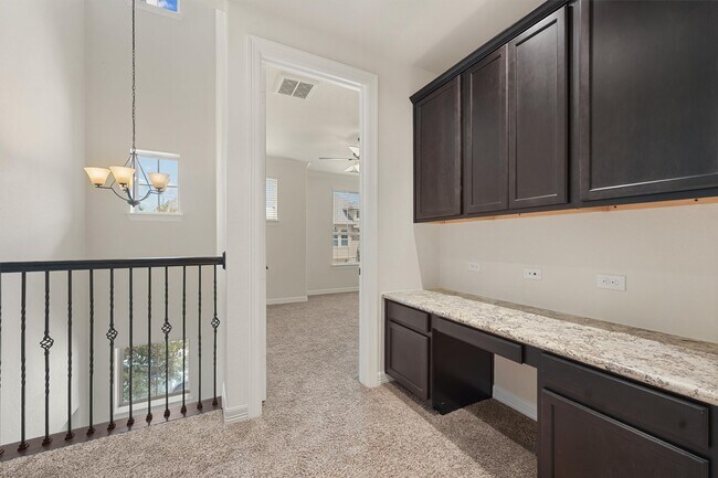 Building Photo - 13217 Green Hills Dr