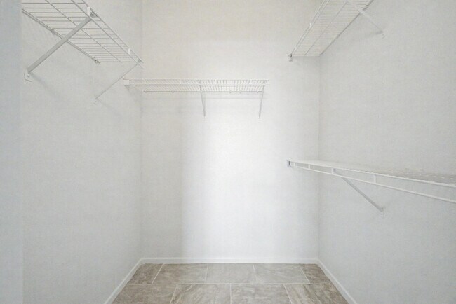 Building Photo - 16013 S Desert Foothills Pkwy