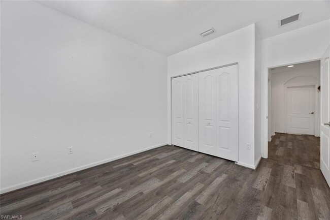 Building Photo - 7013 Romana Way