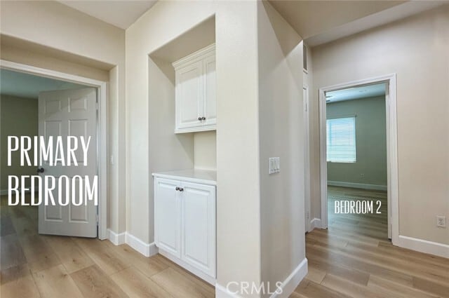 Building Photo - 2566 Pearblossom St