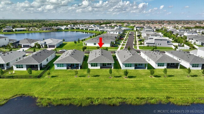 Building Photo - 12712 SW Eleanor Dr
