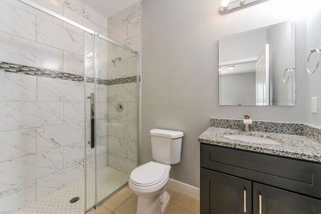 Building Photo - 532 Imperial Pl