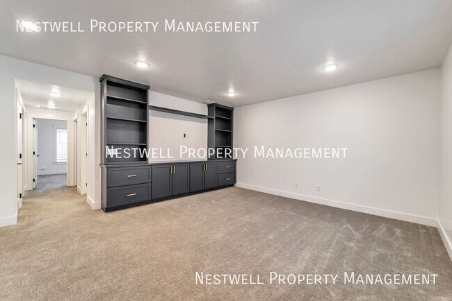 Building Photo - 10907 Paddle Board Way