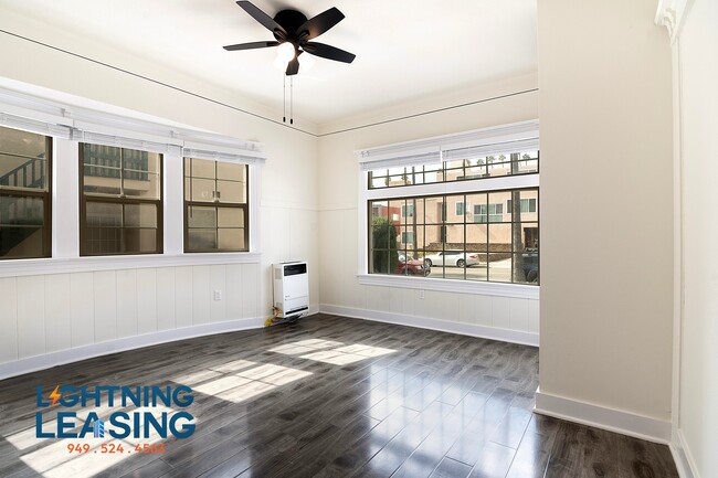 Building Photo - 1732 Wilton Pl