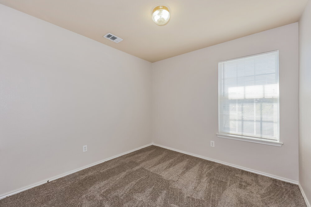 Building Photo - 7447 Pineberry Rd