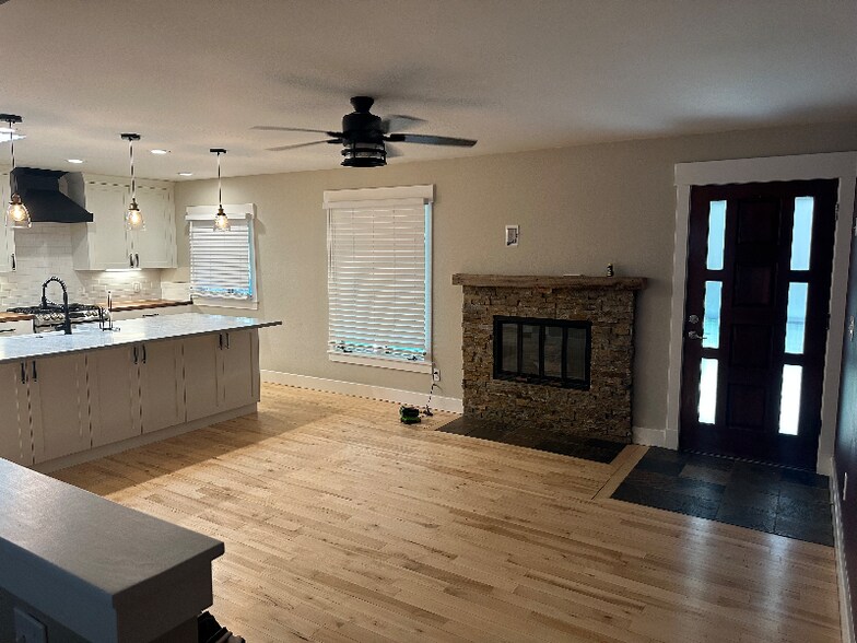 Building Photo - 1500 La Reatta Ct