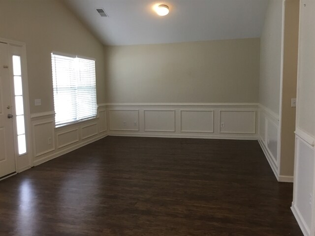 Building Photo - 511 Cypress Cv