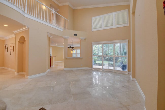 Building Photo - 8957 Sandy Crest Ln